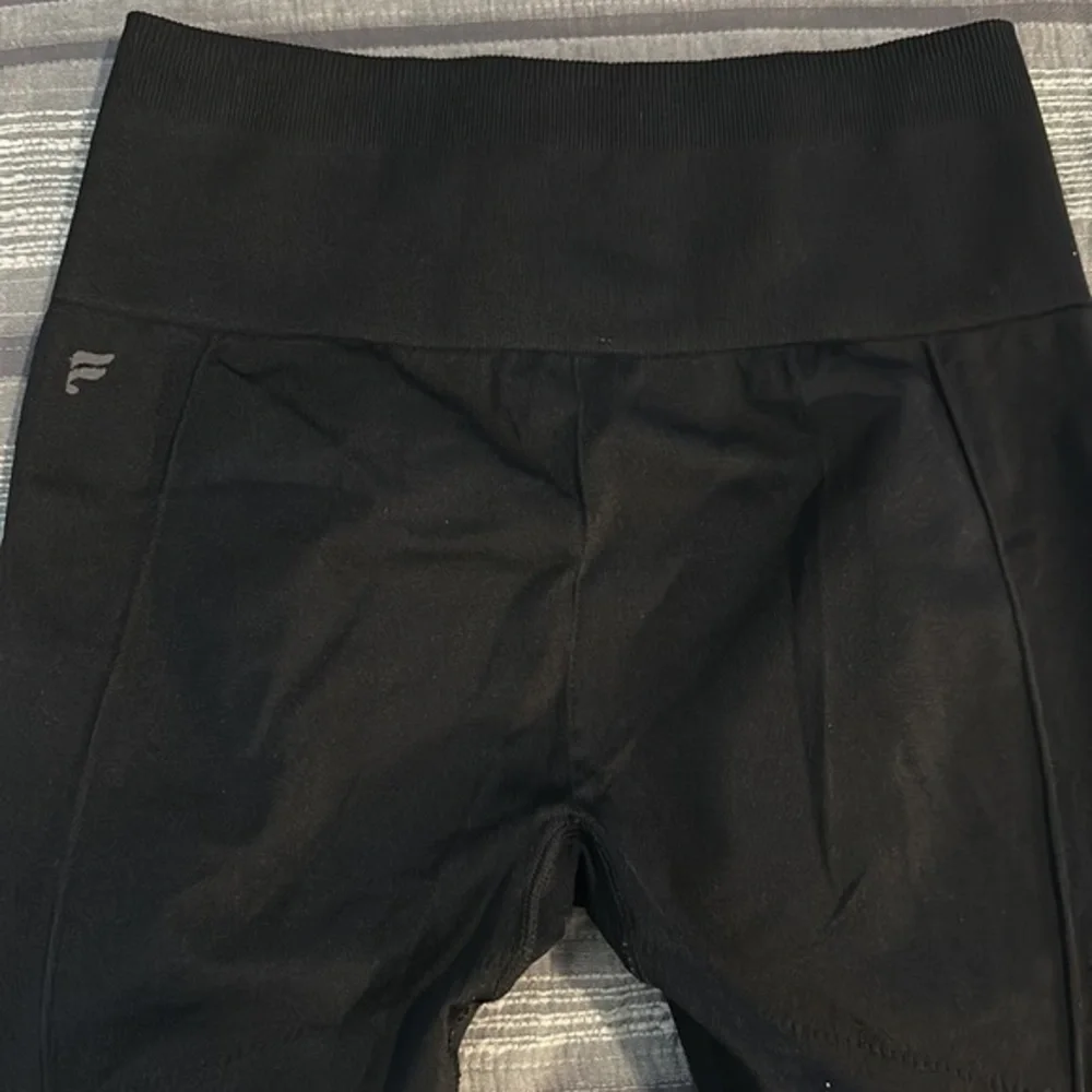 Fabletics Black High Waisted Leggings Gym Activewear Active Size Small EUC #7566